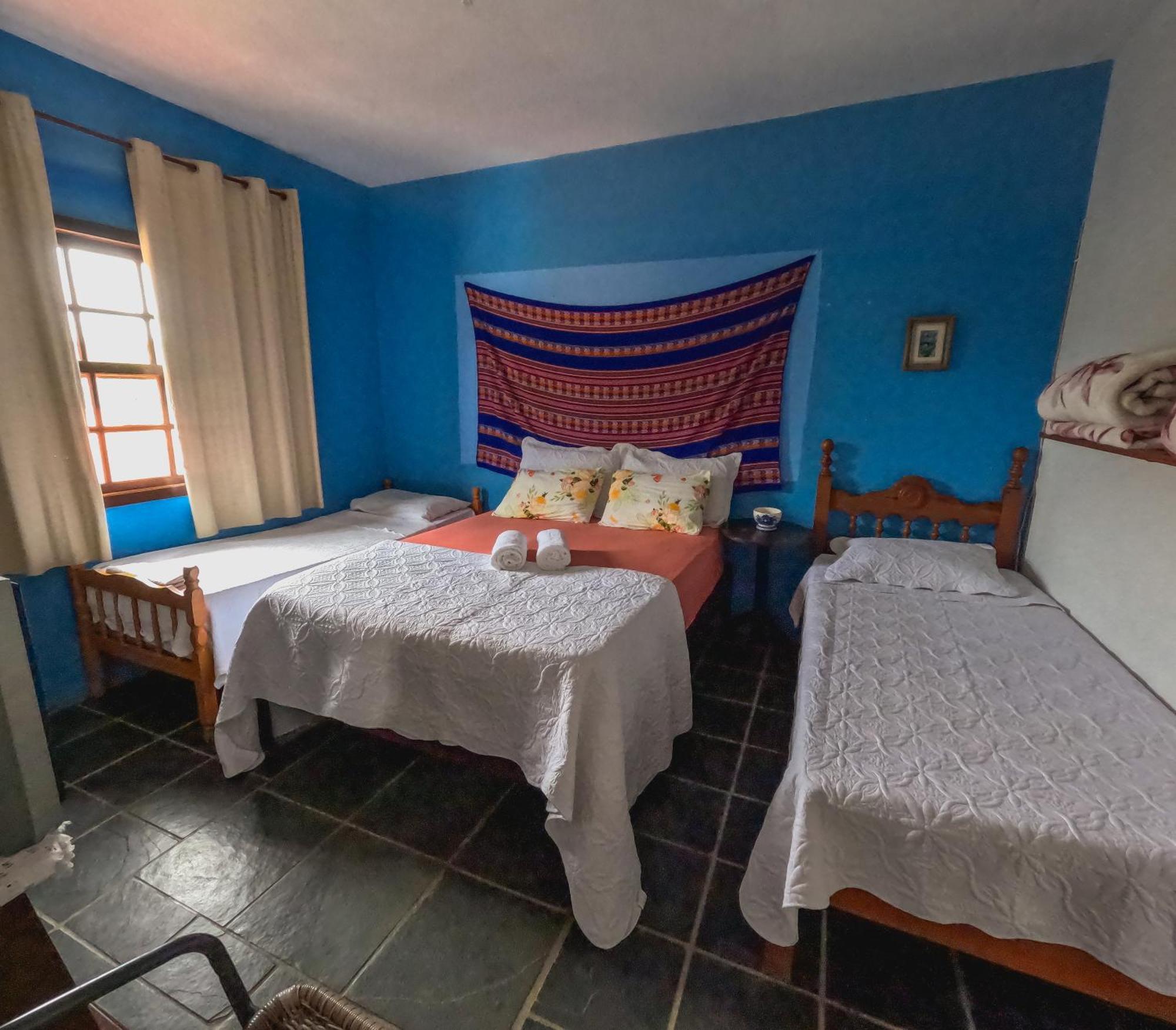 Hostel Yellow House Mg Итамонти Экстерьер фото