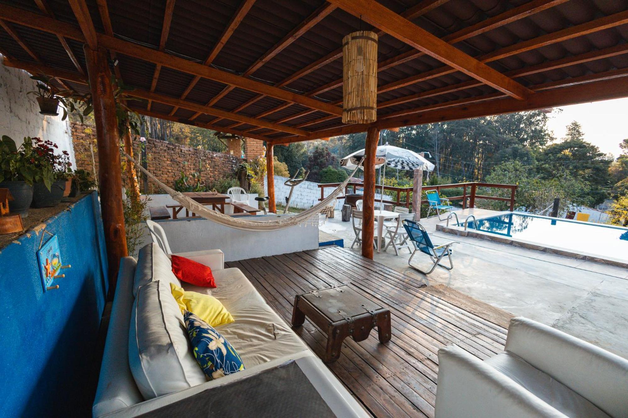 Hostel Yellow House Mg Итамонти Экстерьер фото